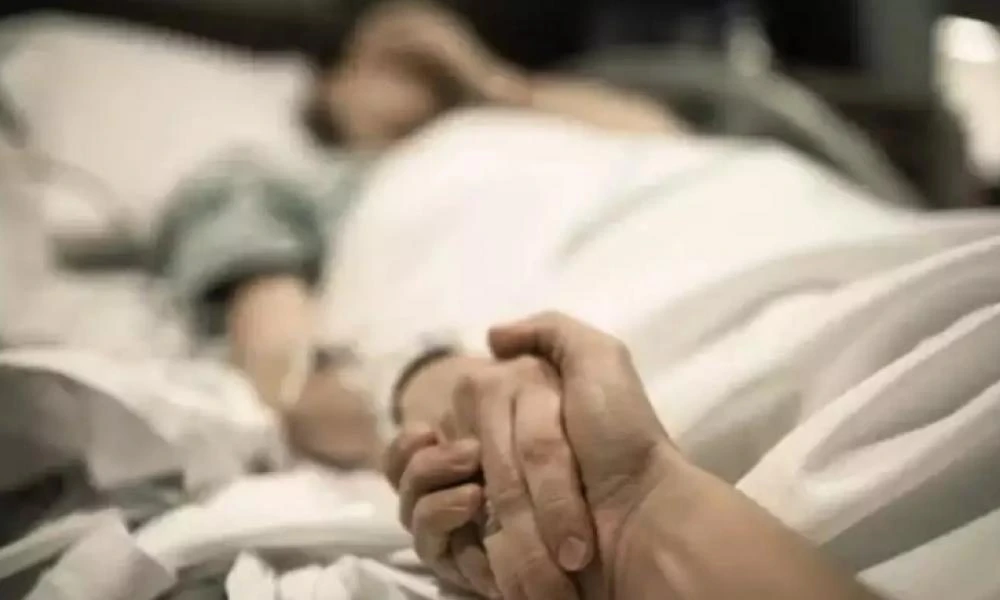 Εκείνη 104 και ο αγαπημένος της 48 - Ο έρωτάς τους συγκίνησε και χλευάστηκε